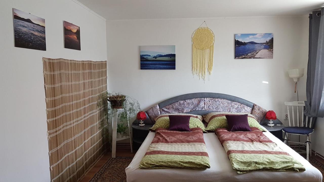 Ubytovani U Machalu Villa Leskovec Nad Moravici Exterior photo